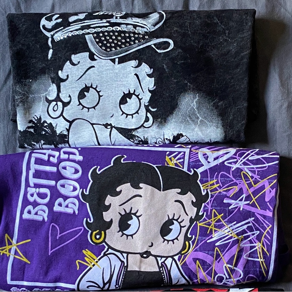Betty Boop Graphic T-Shirts